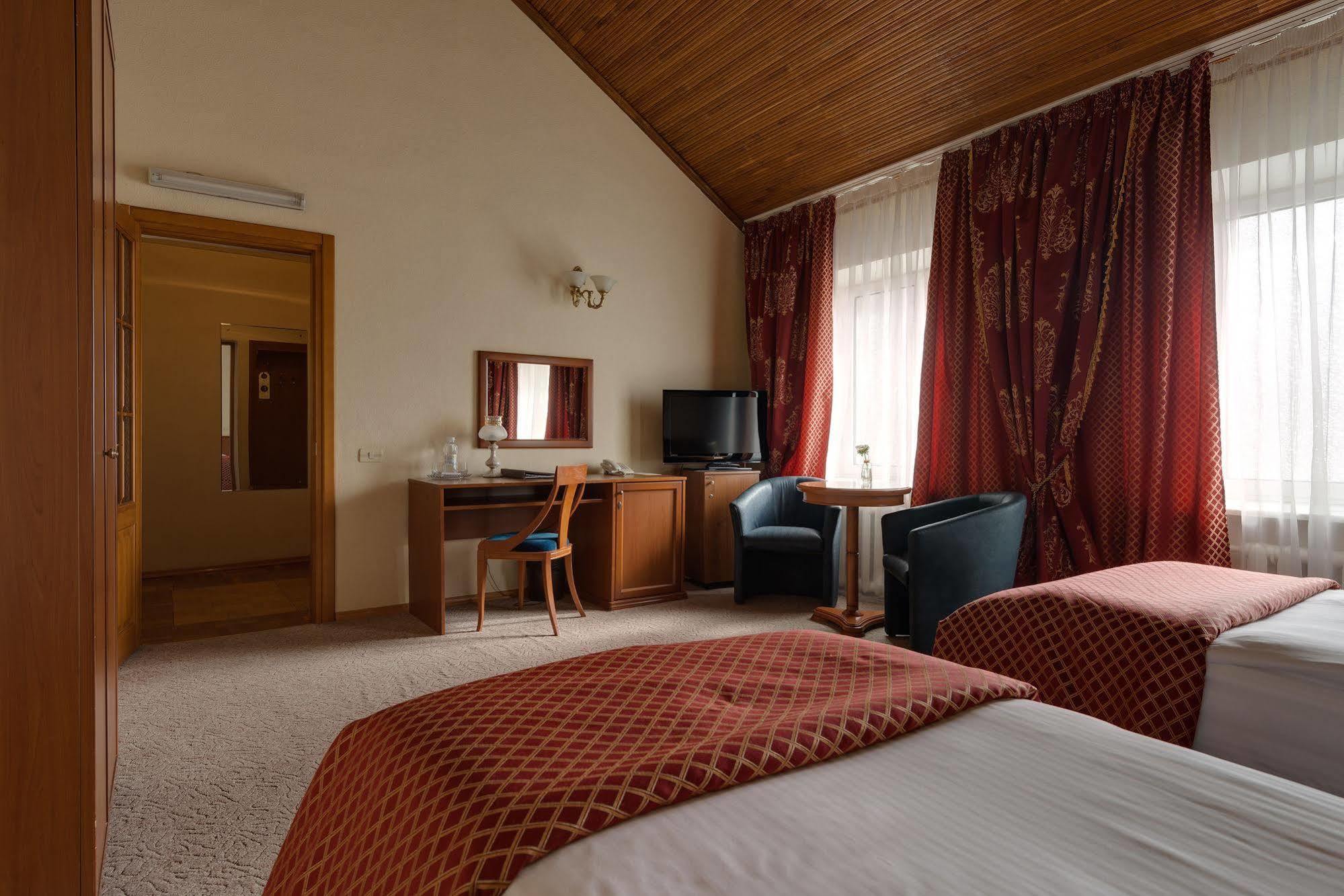 Готель Londonska 4*